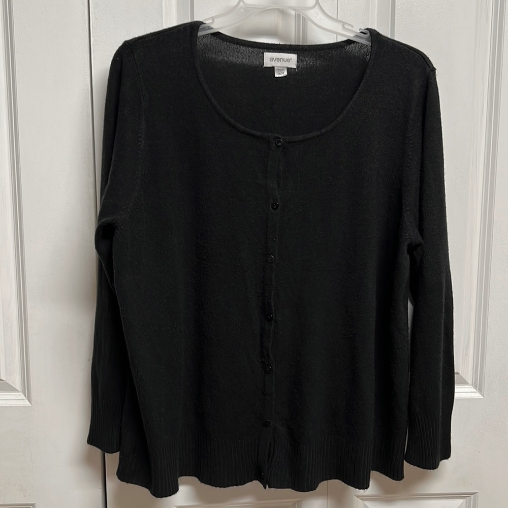Avenue Black Acrylic Long Sleeve Cardigan Sweater Size 26 / 28